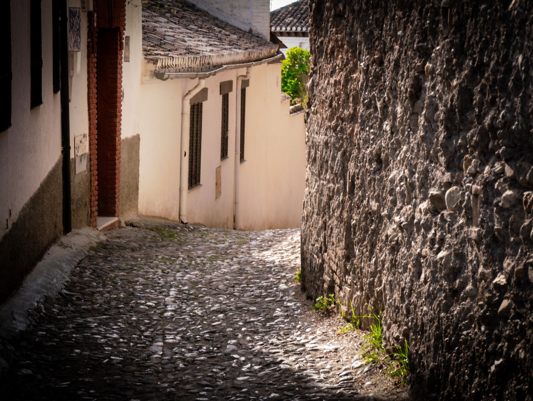Streets of Albaicín, Spain