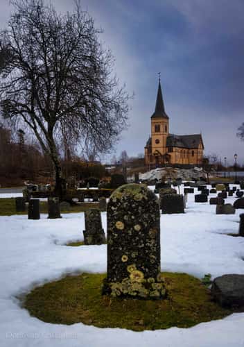 Vågan Church