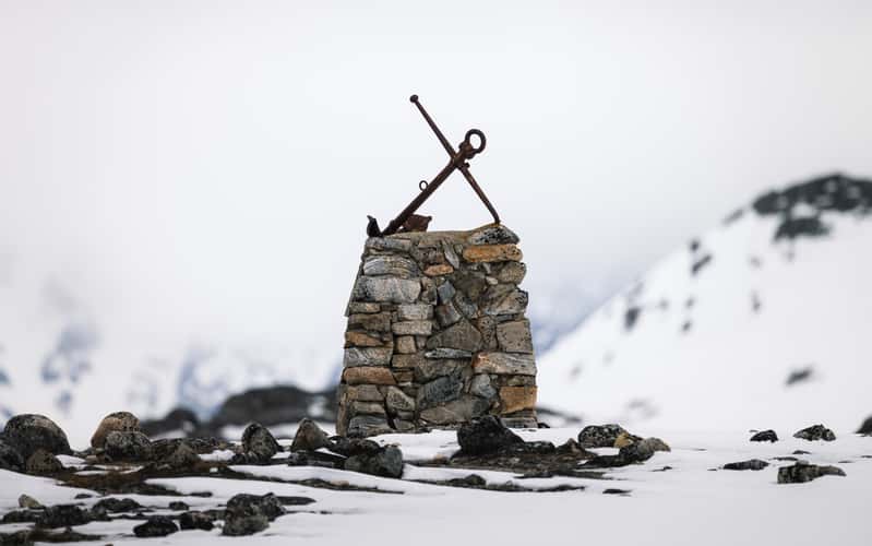 Virgohamna Monument