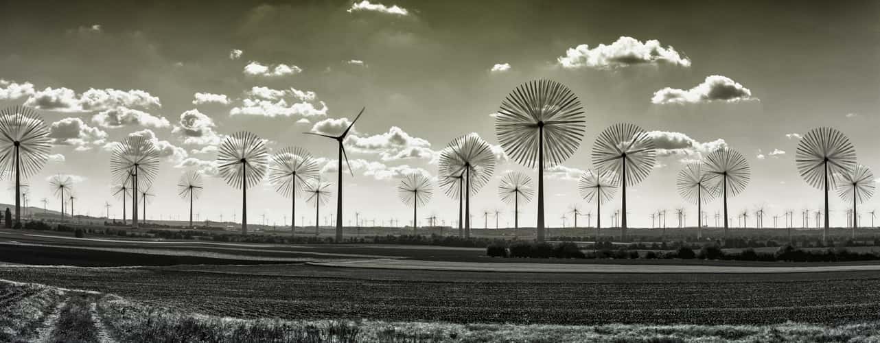 Wind turbines near Höflein