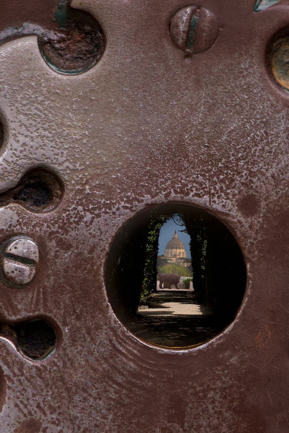 Aventine Keyhole of the Knights of Malta, Rome, Italy