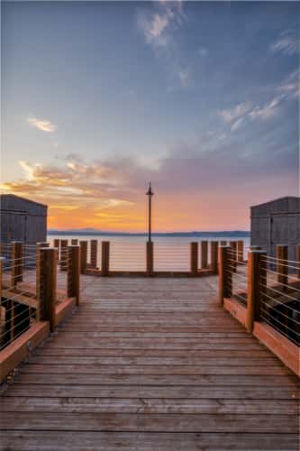 Bolsena Lake Pier: Sunset View