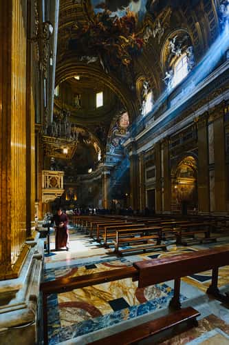 Church of the Gesù (inside)