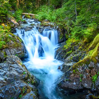 Deer Creek Falls, USA