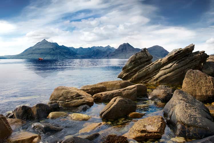 Elgol Coastline & Cuillin Mountains Views