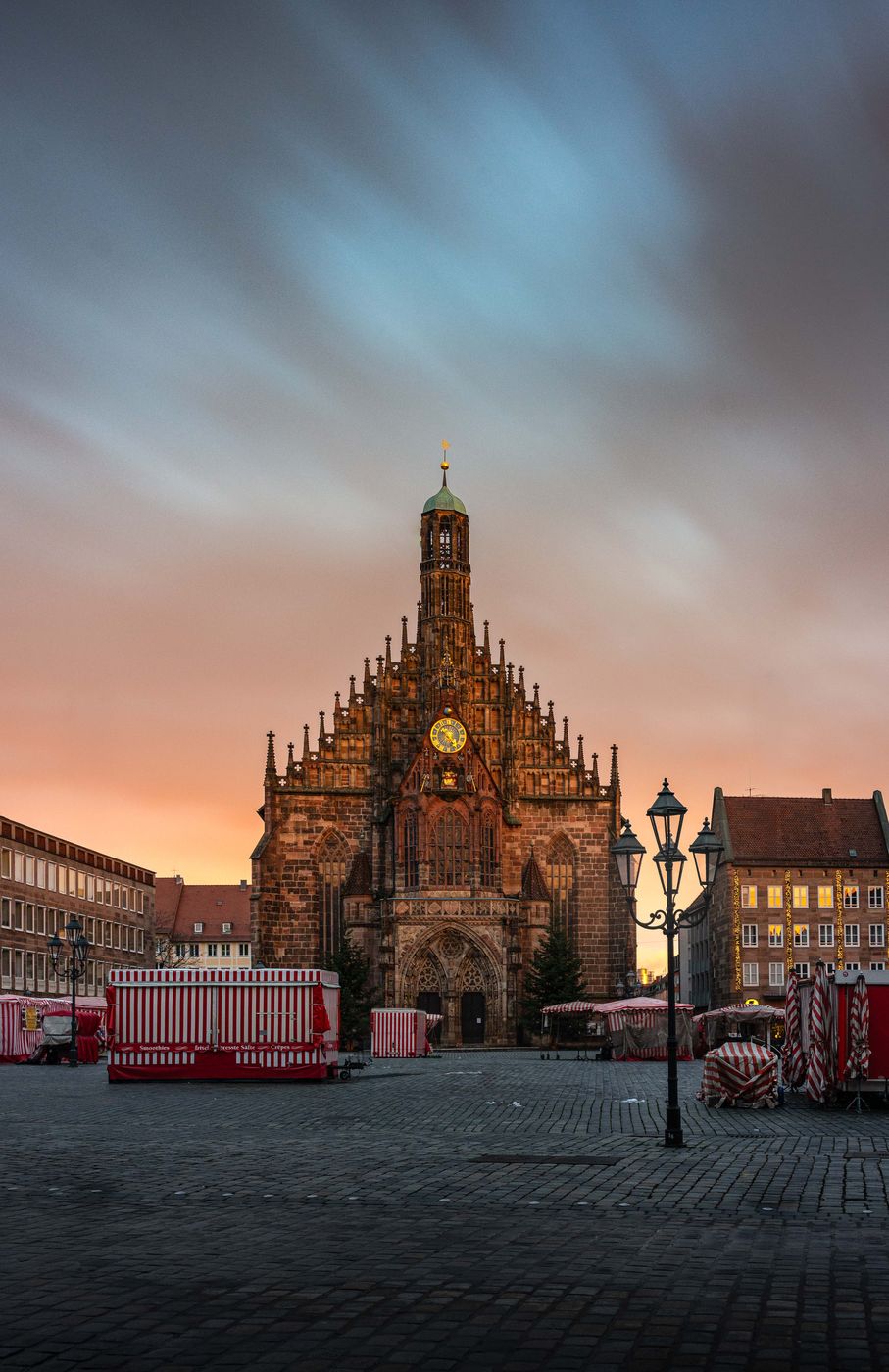 Hauptmarkt & Frauenkirche, Nürnberg, Germany