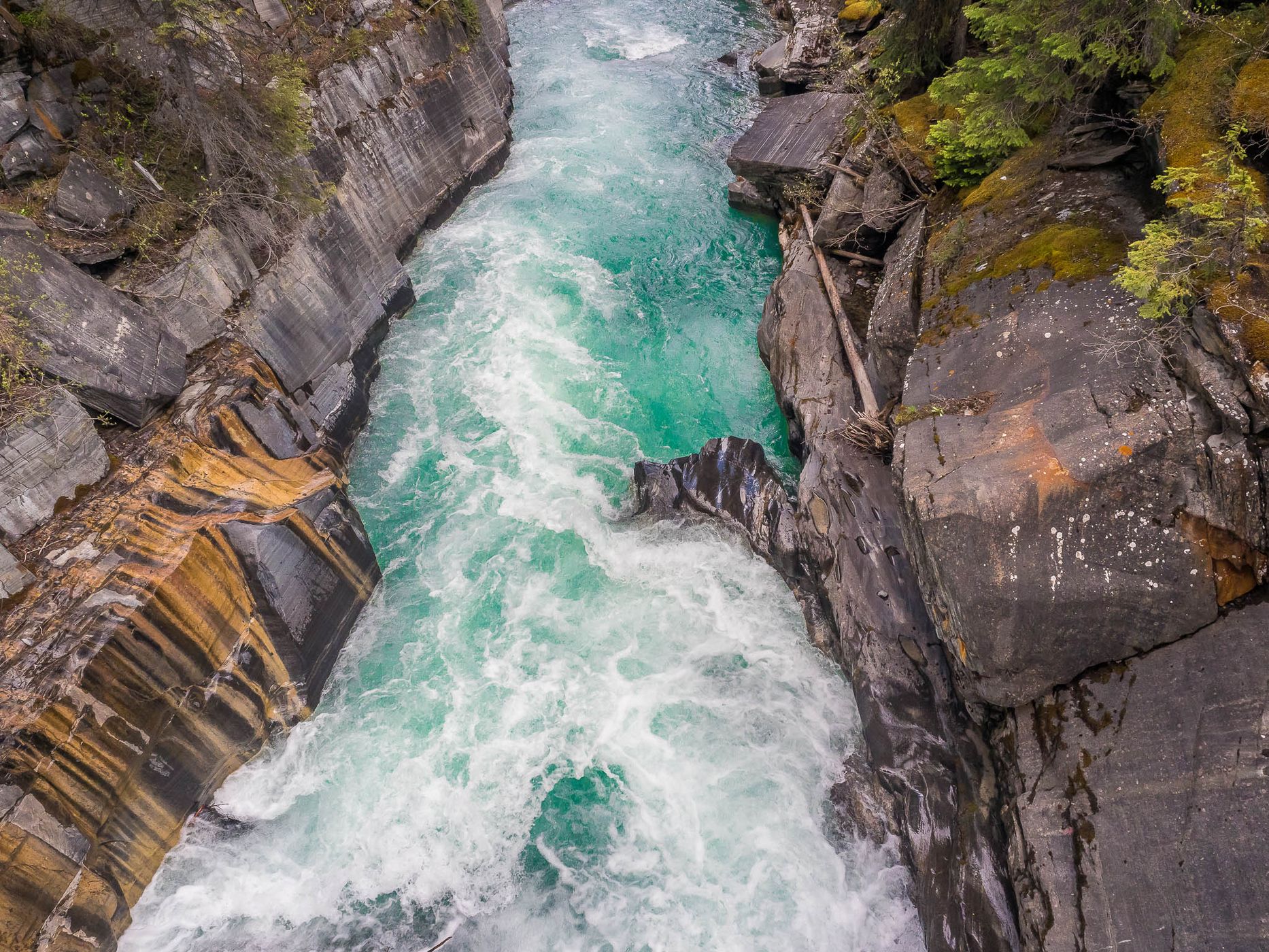 Numa Falls, Canada
