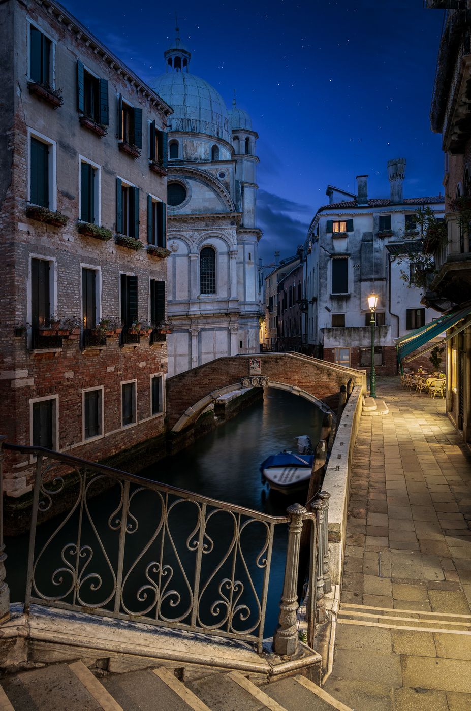 Ponte del Volto (santa Maria dei Miracoli), Italy