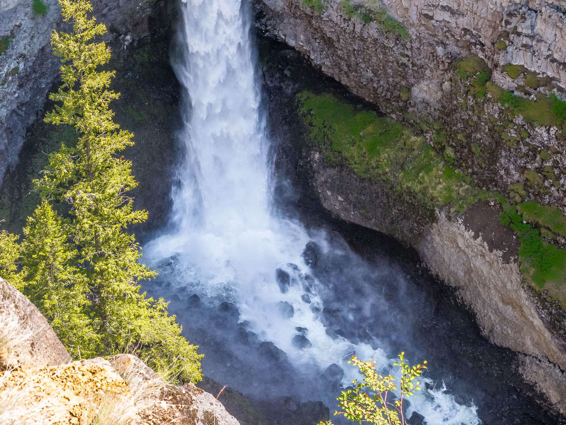 Spahats Creek Falls, Canada