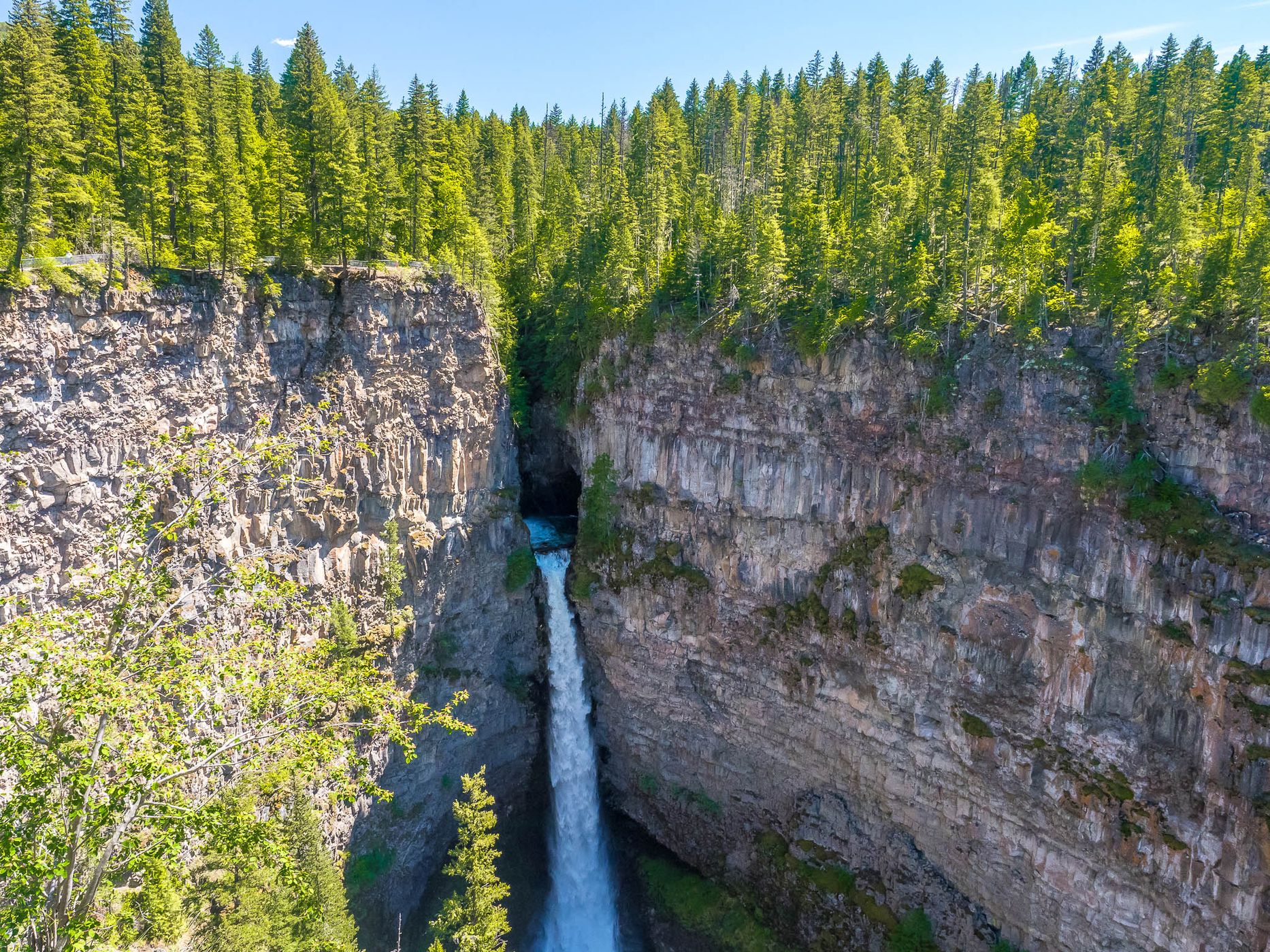 Spahats Creek Falls, Canada