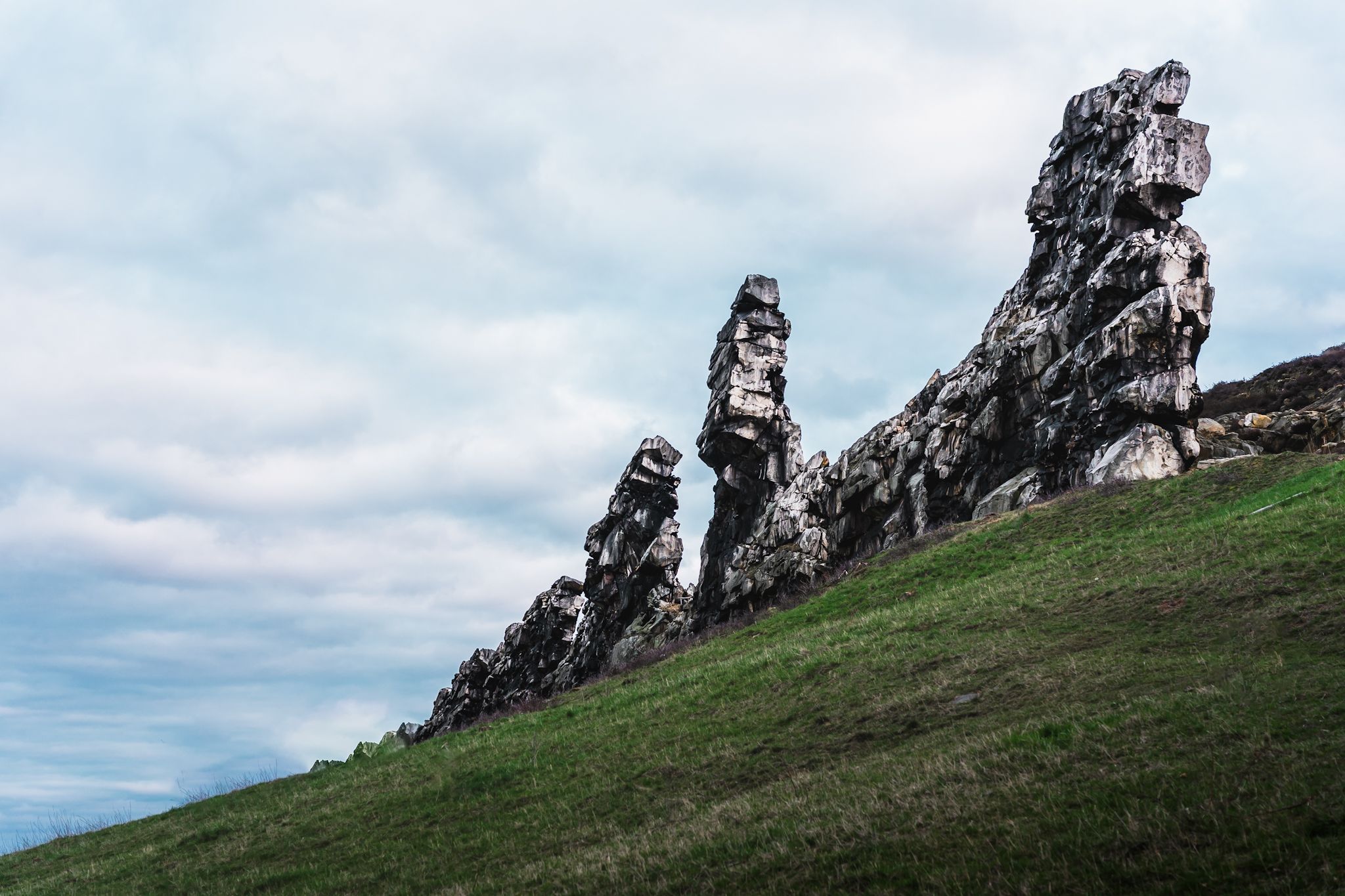 Blick von Norden auf die Teufelsmauer (Königstein), Germany