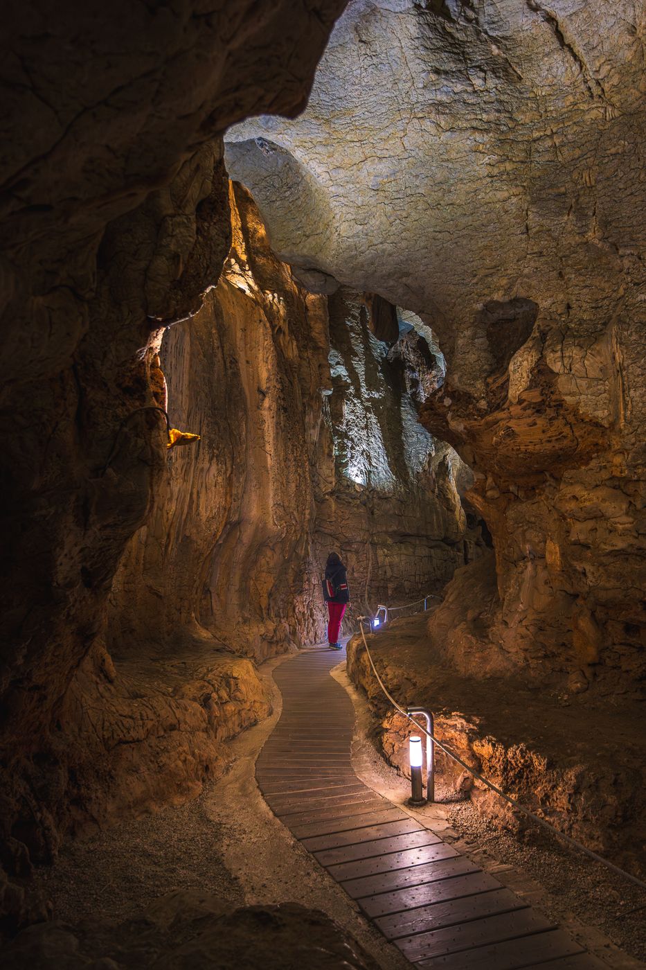 Cova de les Calaveres, Spain