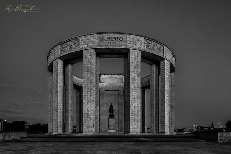 De Ganzepoot & Albert I-monument