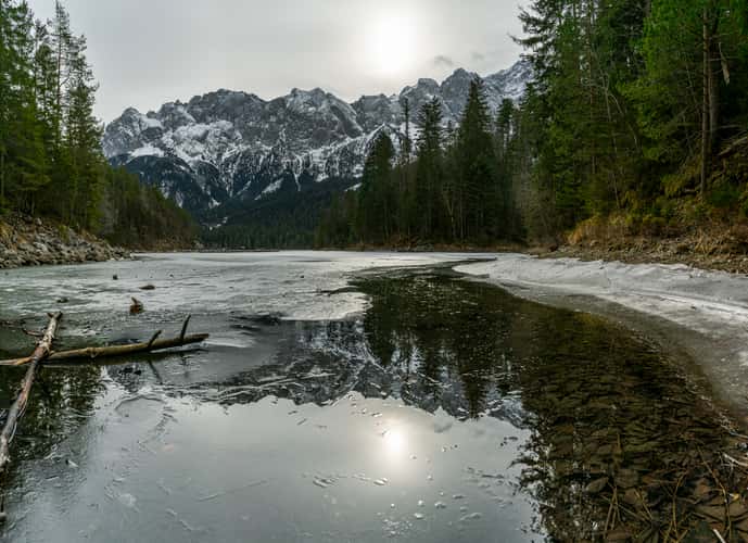Eibsee mit der Zugspitze