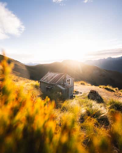 Heather Jock Hut (Day)