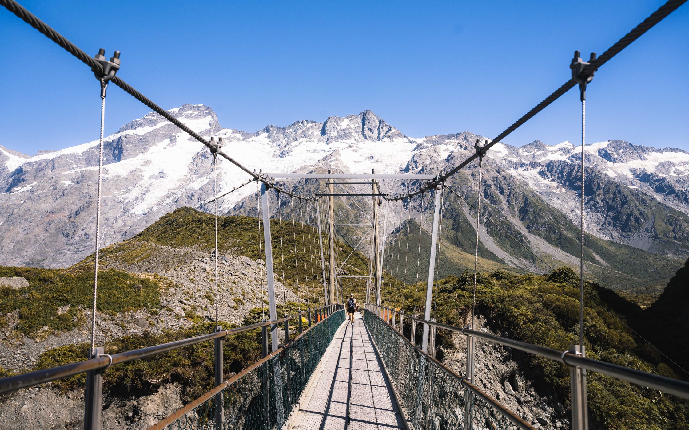 Hooker Valley Track (2nd Bridge), New Zealand