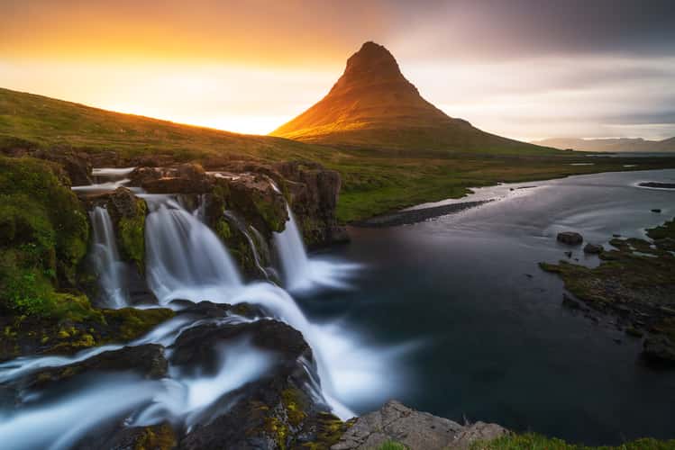 Kirkjufell Waterfall with Kirkjufell