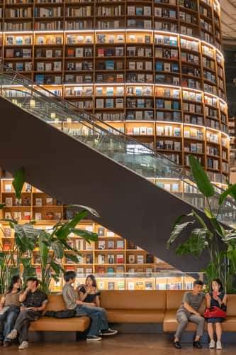 Library inside a Mall