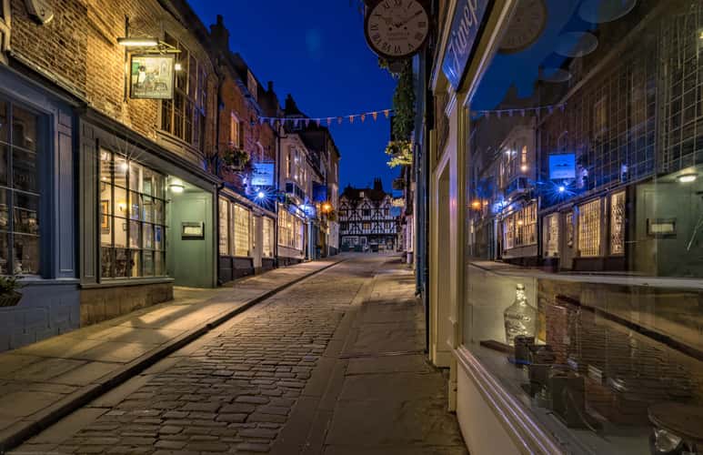 Lincoln, Steep Street