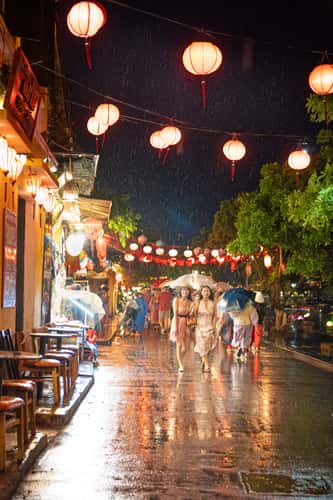 Night market hoian