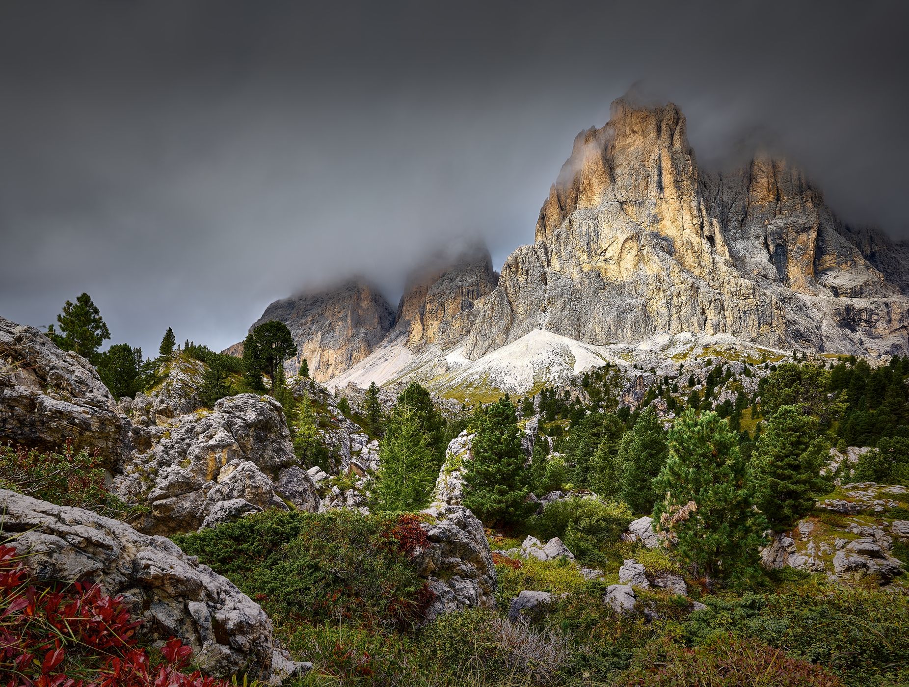 Sassolungo, Italy