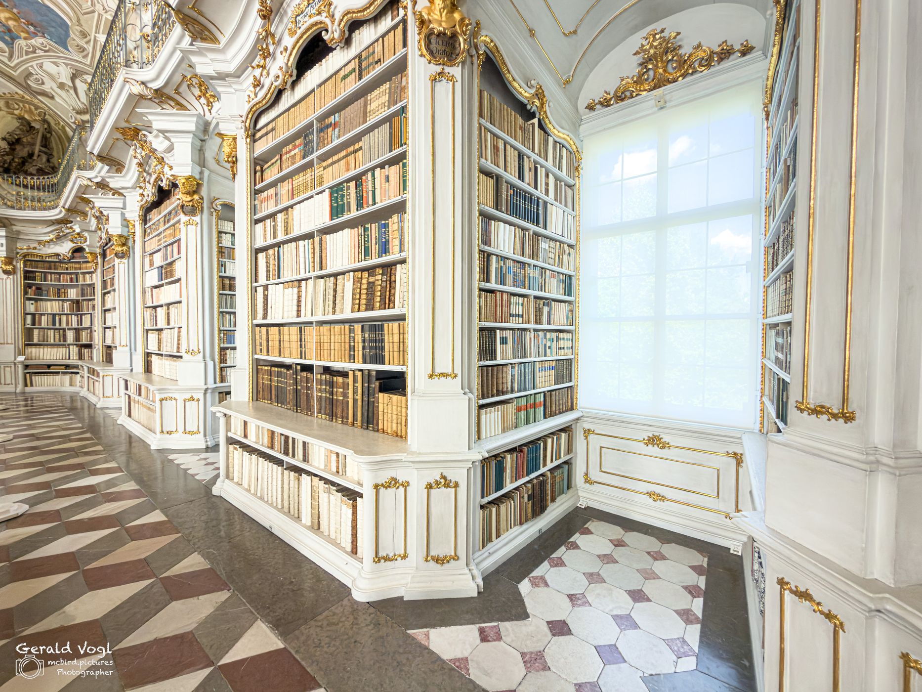 Stift Admont mit Bibliothek, Austria