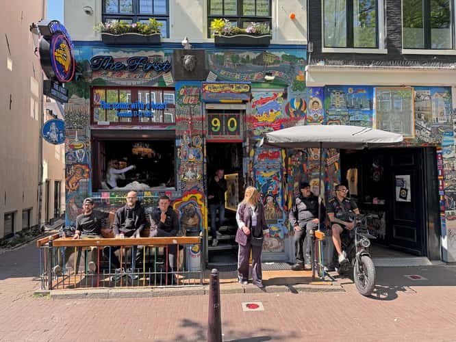 The Bulldog (the first coffeeshop)