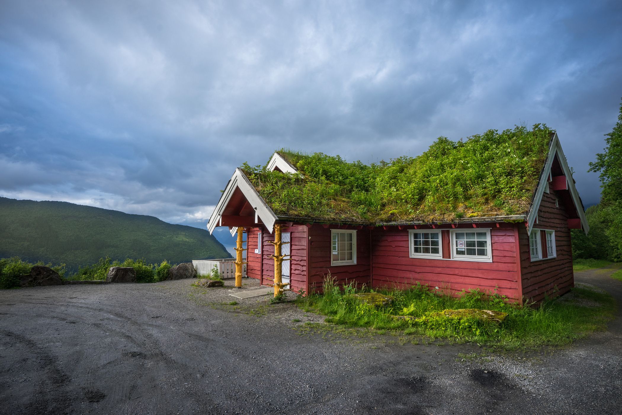 Vikafjellsvegen, Norway