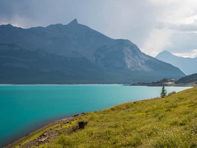 Abraham Lake Viewpoint