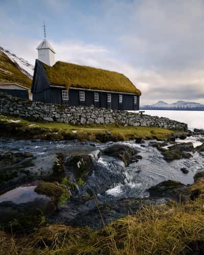 Funningur Church