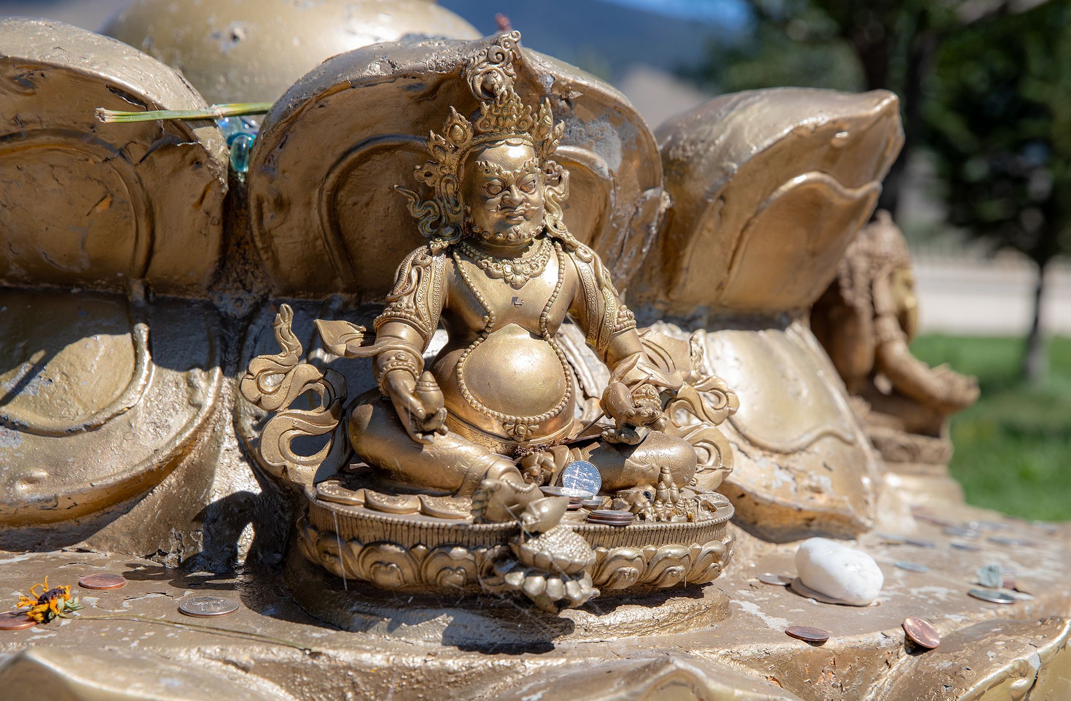Garden of 1000 Buddhas, USA