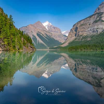 Kinney Lake at Mount Robson Provincial Park, Canada