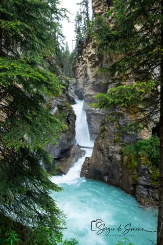 Lower Falls,  Johnston Canyon Trail
