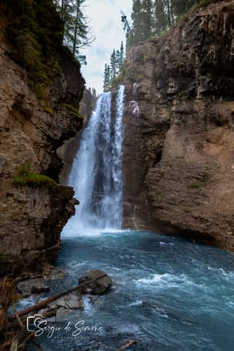 Lower Falls,  Johnston Canyon Trail
