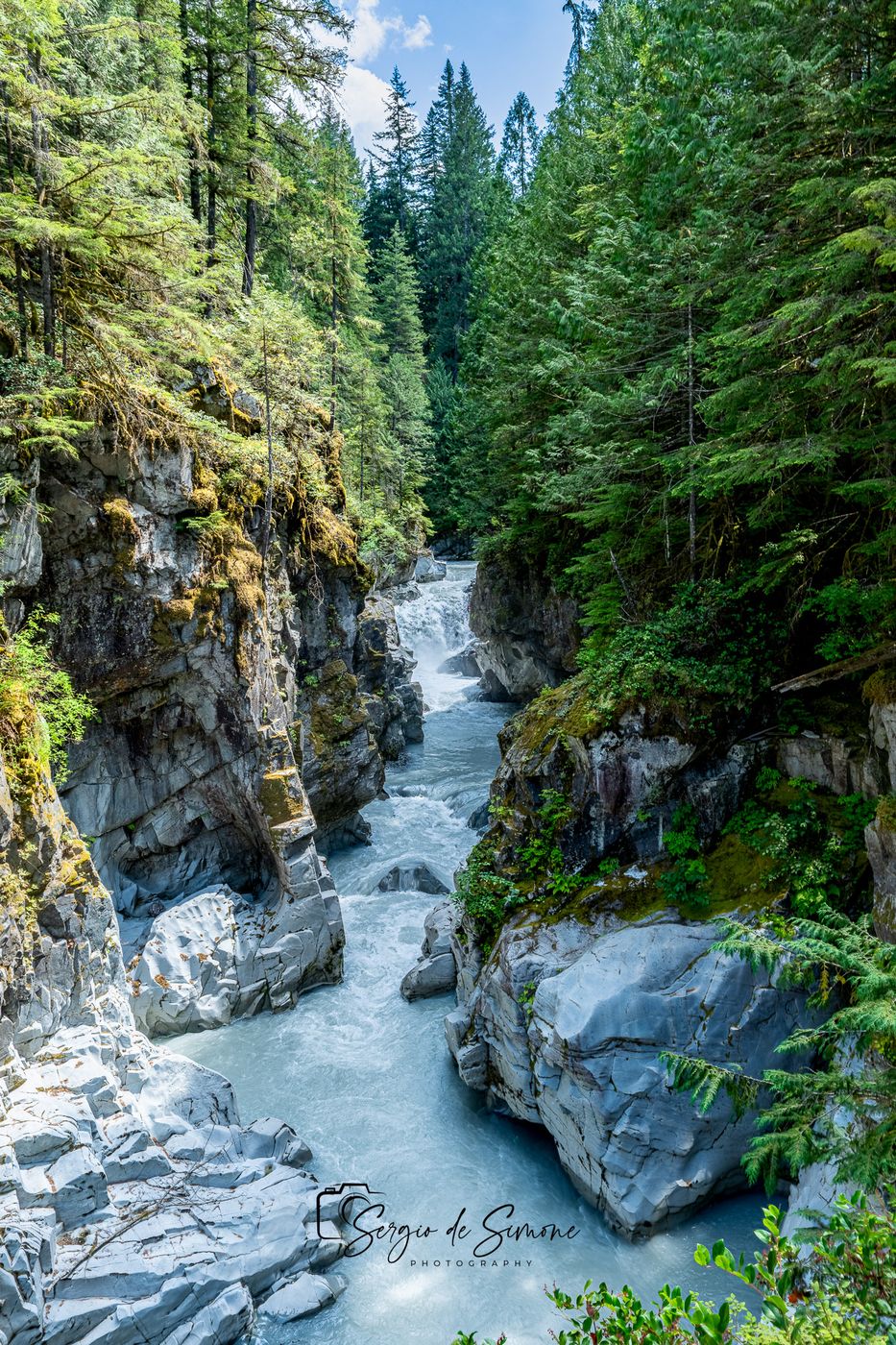 Mamquam Falls, Canada