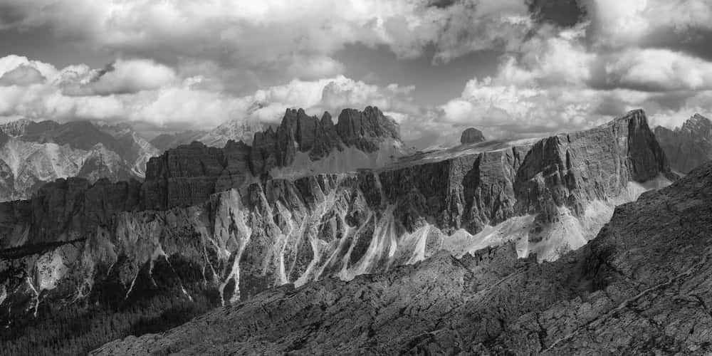 Nuvolau refuge panorama