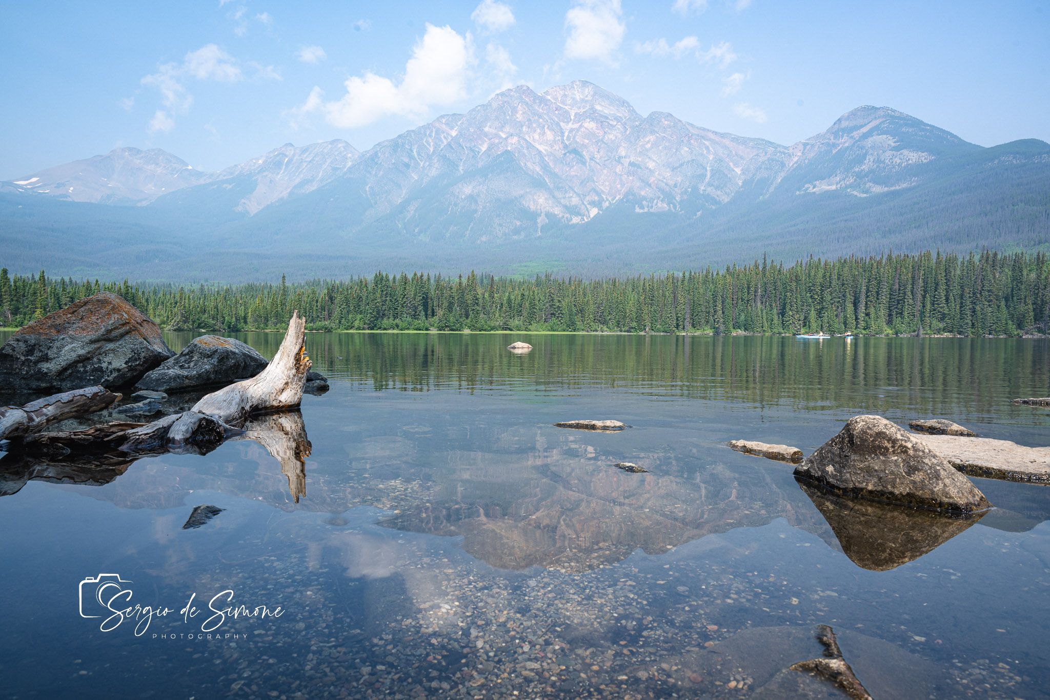 Pyramid Lake, Canada