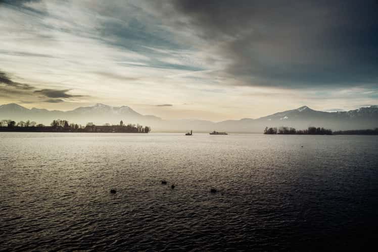 Tagesbar Inselblick Gstadt Chiemsee