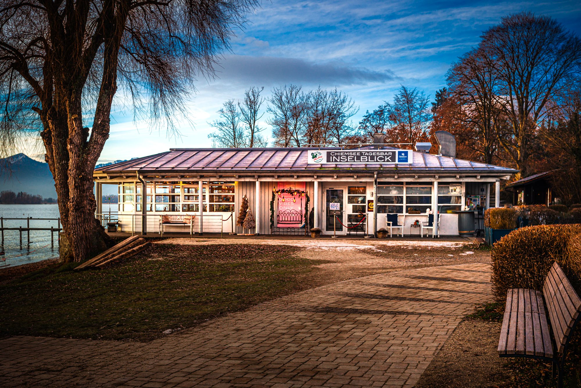 Tagesbar Inselblick Gstadt Chiemsee, Germany