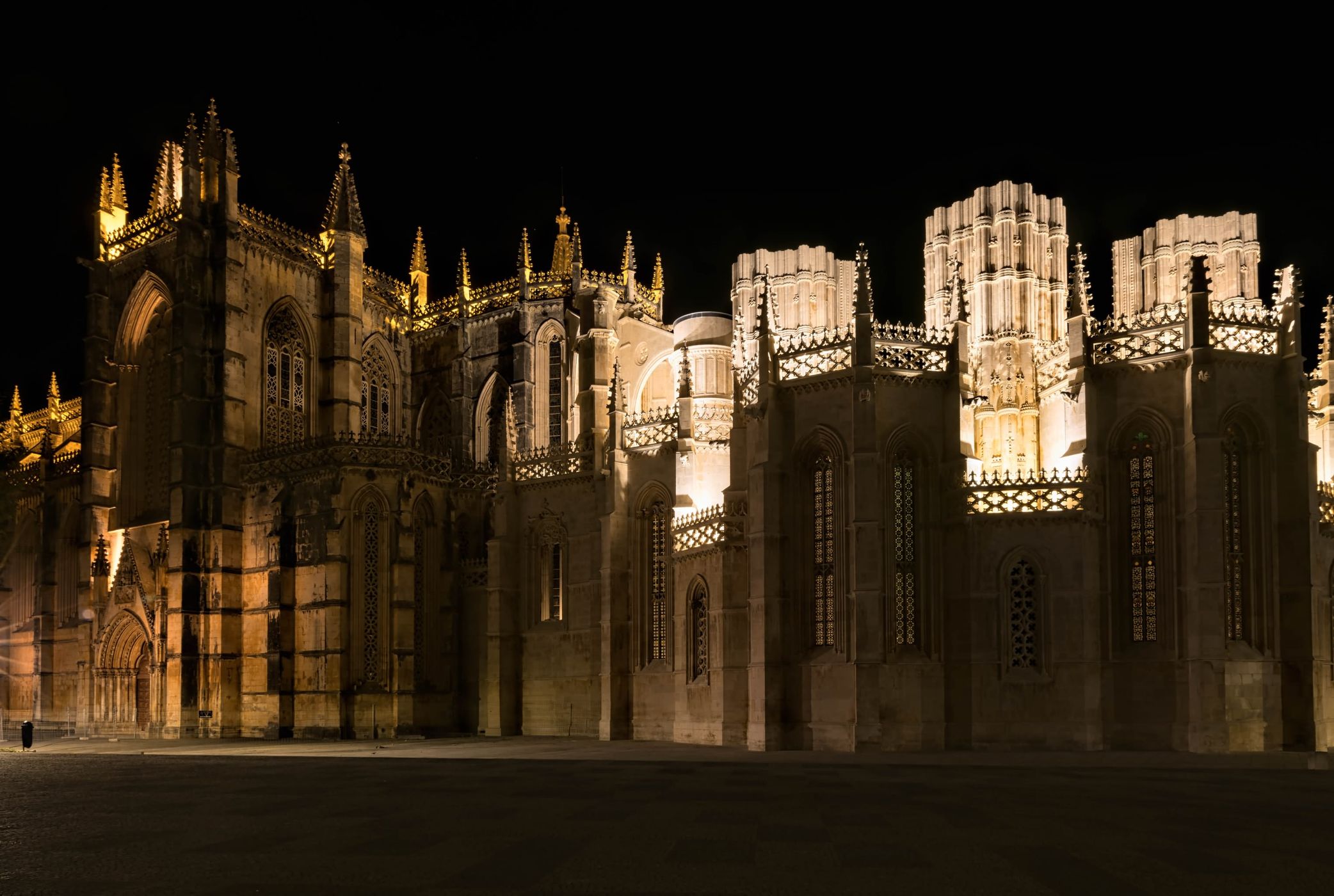 Batalha Monastery, Courtyard of the Unfinished Chapels, Portugal