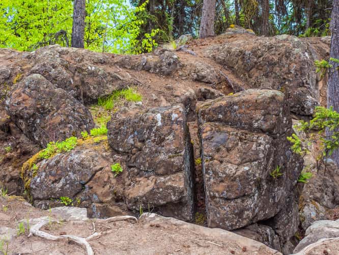 Bridge Lake Ice Caves Trail