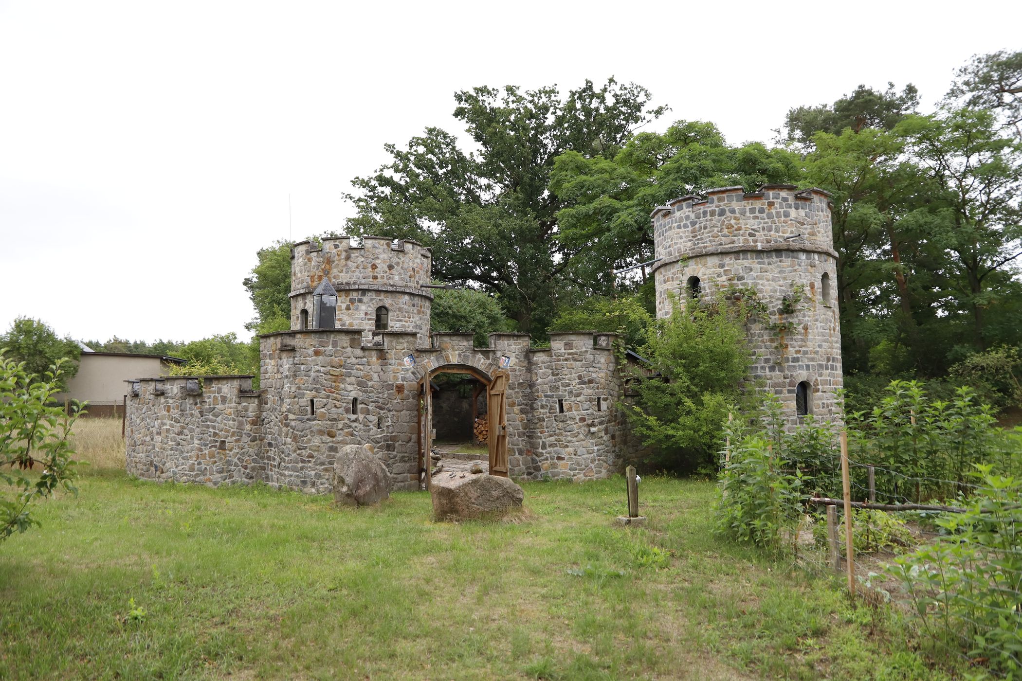 Burg Moonstone, Germany