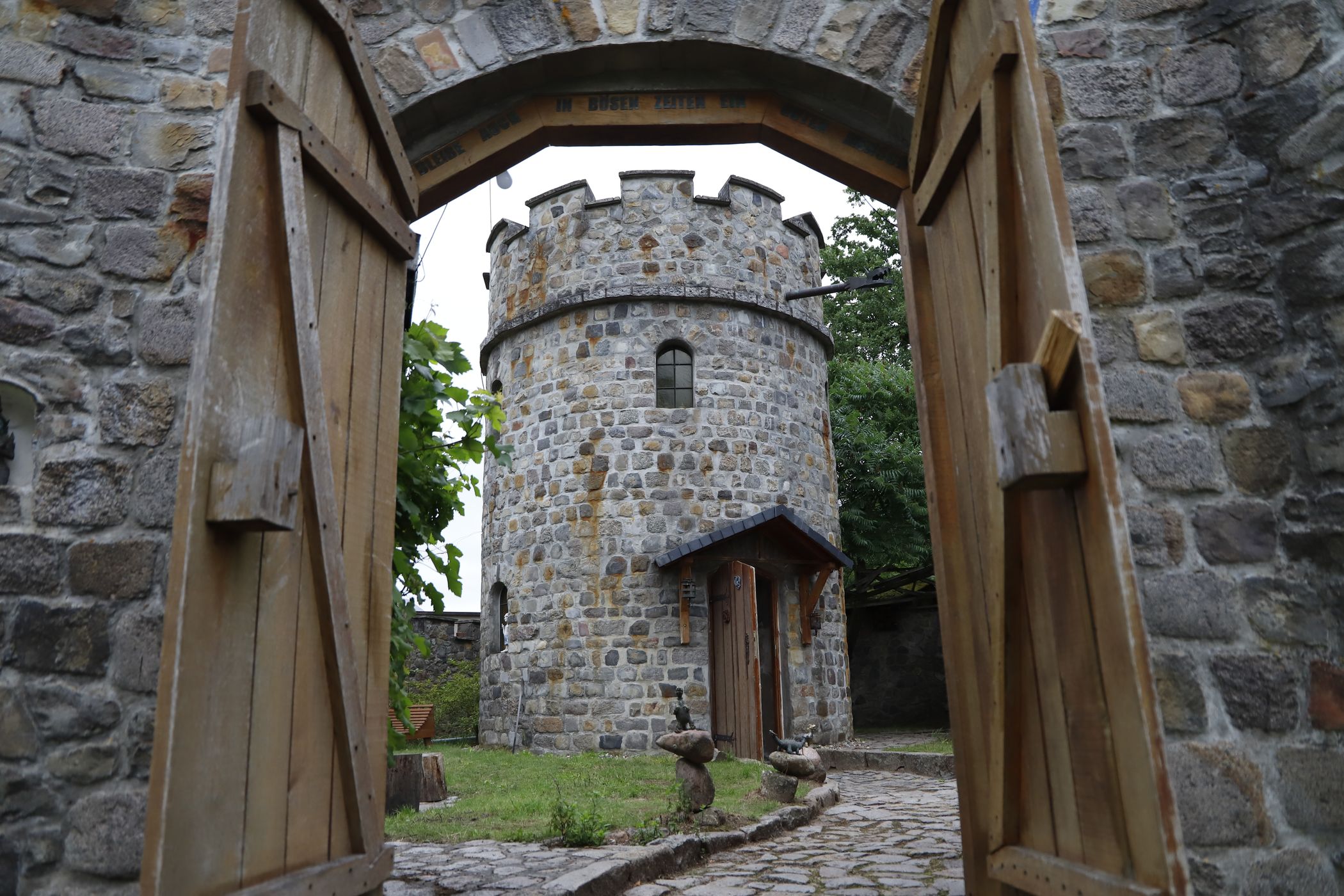 Burg Moonstone, Germany