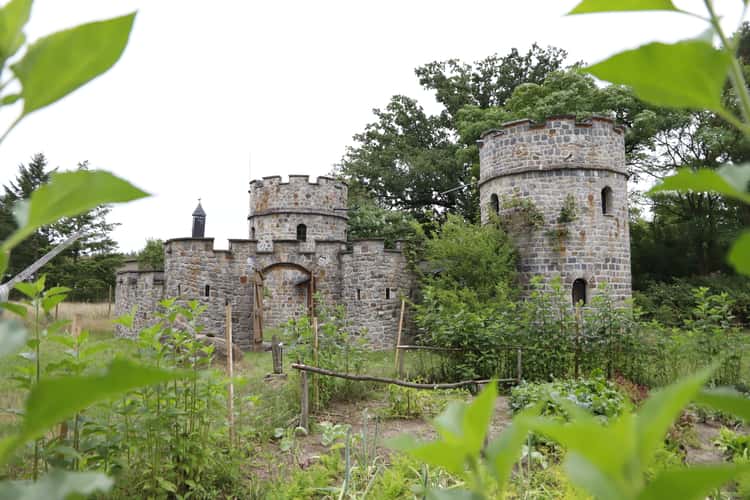 Burg Moonstone