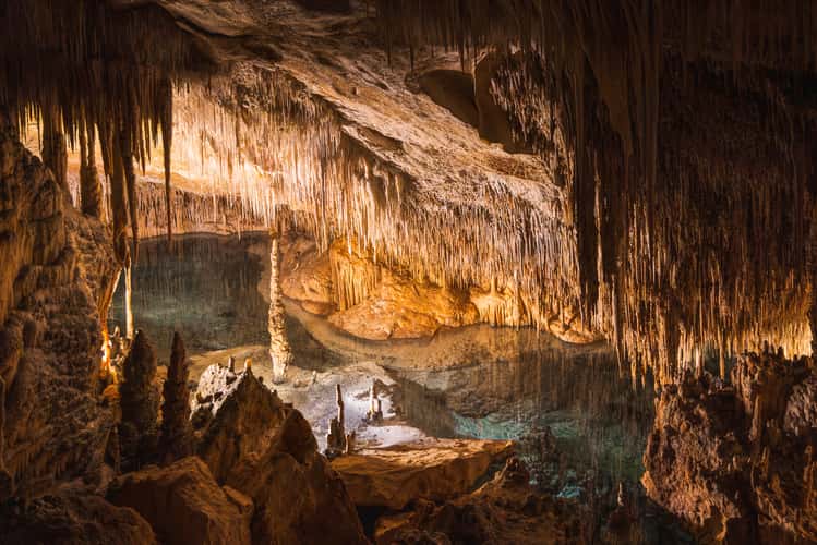 Cuevas del Drach