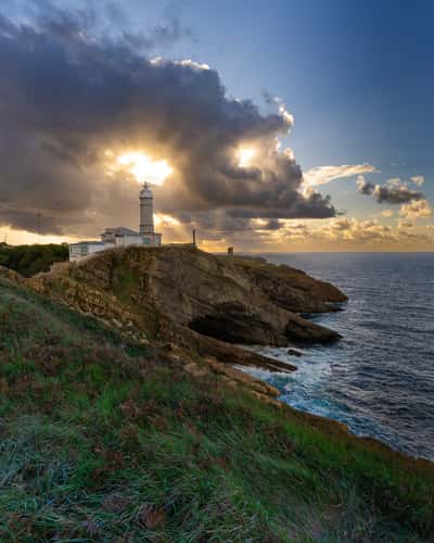 Faro de cabo mayor Santander