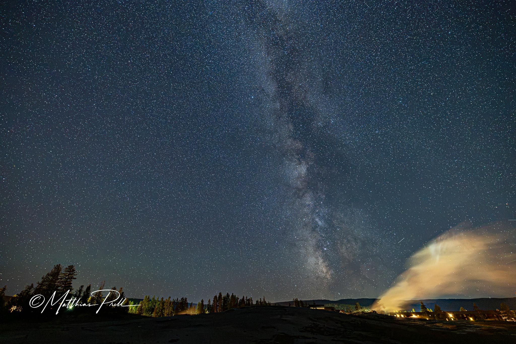 Firehole River, Old Faithful, Yellowstone, Wyoming, USA