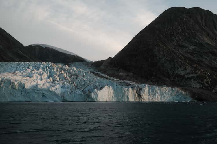 Glacier colors and details, Øjford, Scoresbysund