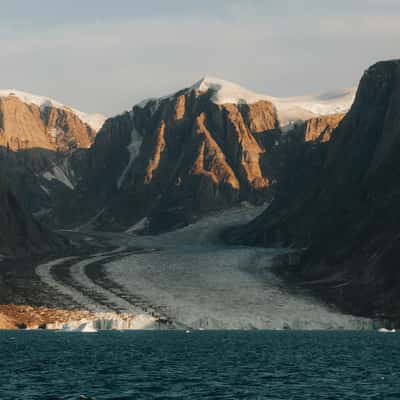 Glaciers and mountains in Øjford, Scoresbysund, Greenland