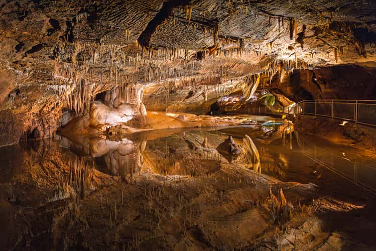 Grottes de Lacave